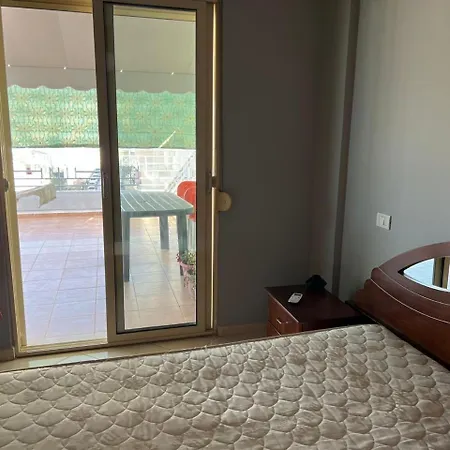 Apartment B&B Saranda *